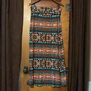 Aztec print maxi skirt, M. Lightly worn.